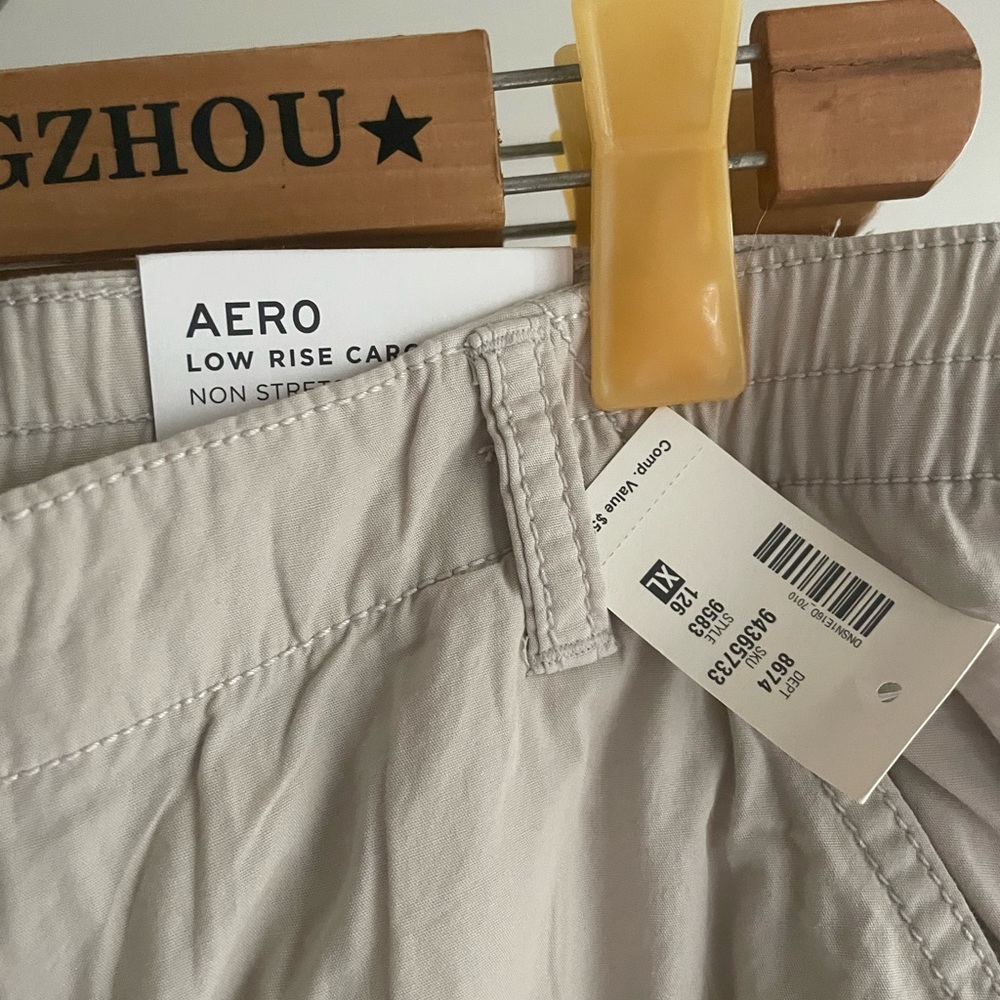 Aeropostale Cargo Pants XL - Picture 2 of 6